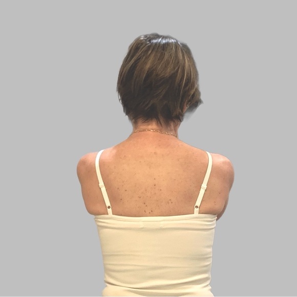 Babaton, NWOT White Tank Size XS - Picture 2 of 3